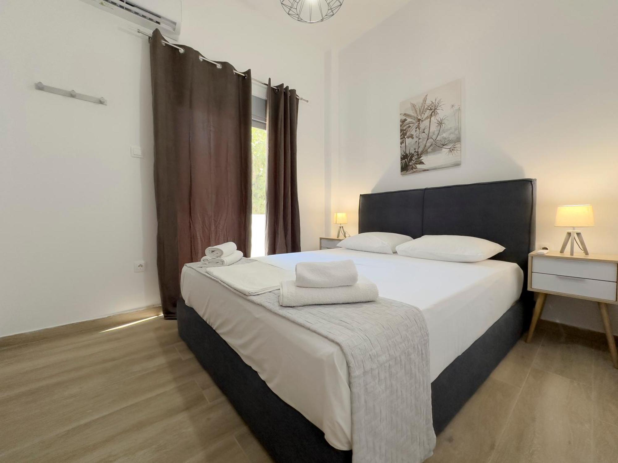 Monterey I1 54 Sqm Cozy In Paleo Faliro